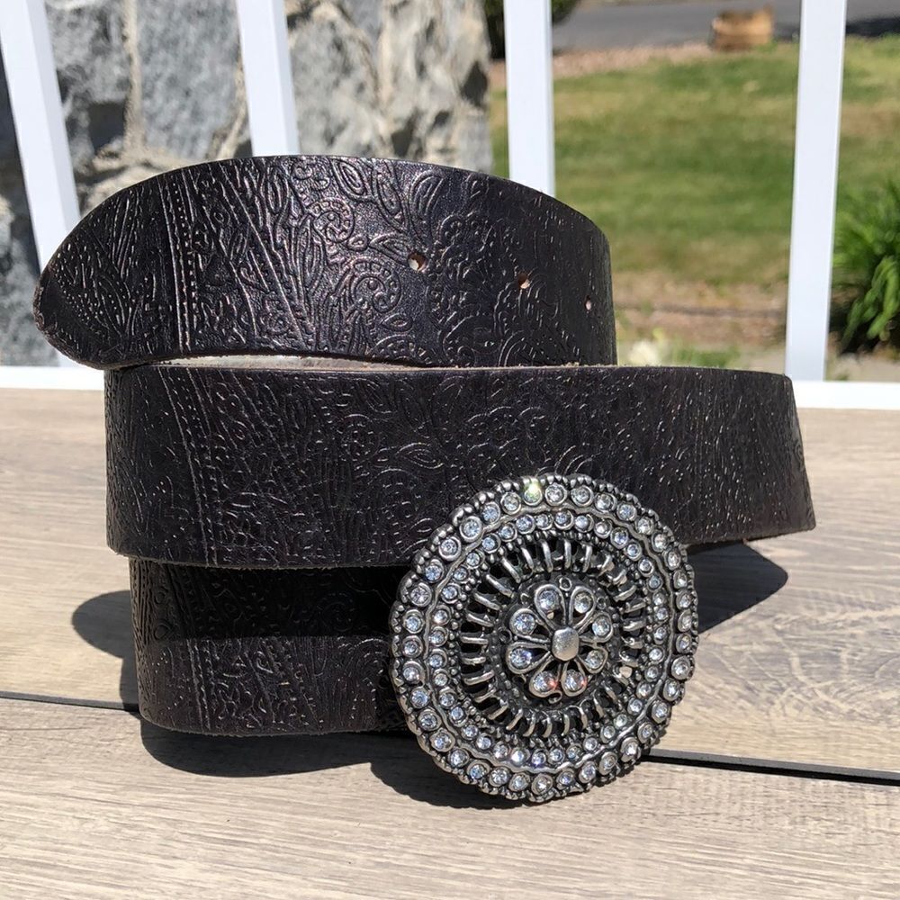 Fossil leather belt without buckle bling
